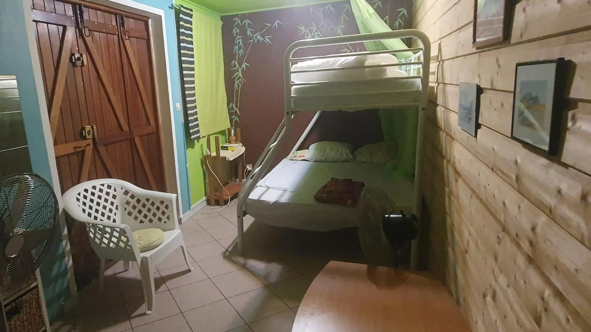 T3 Atypique Le Carbet Apartment